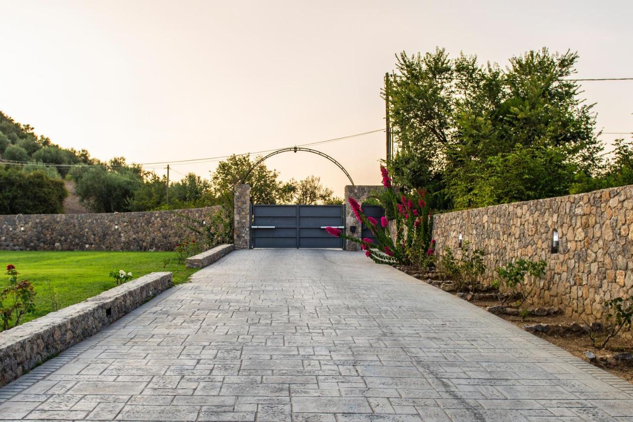 Villa Athos Gouvia Ngoại thất bức ảnh